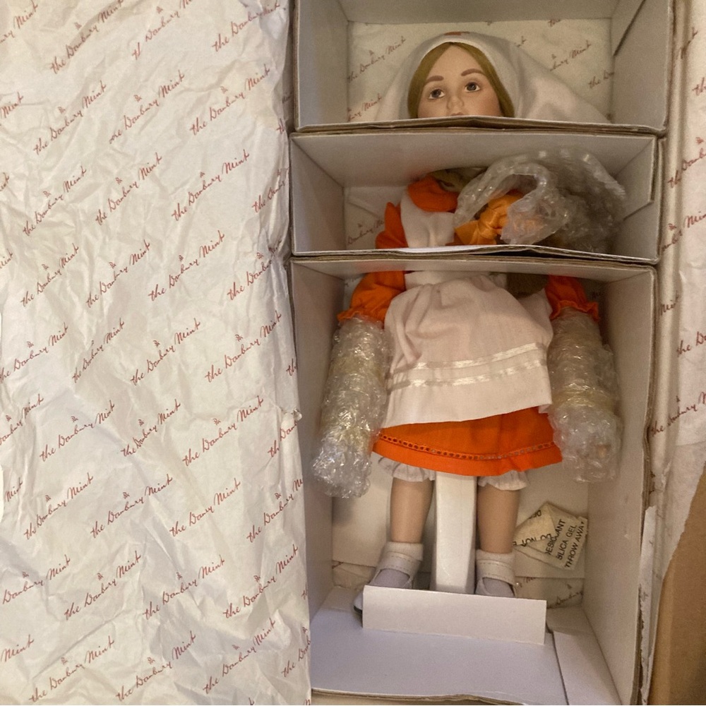 Vintage 1986 Danbury Mint Norman, Rockwell, Red Cross Orange Nurse